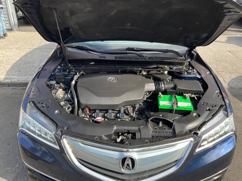 
								2015 Acura TLX SH-AWD V6 w/Tech full									