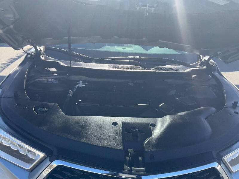 
								Acura MDX SH-AWD 2017 con tecnología full									