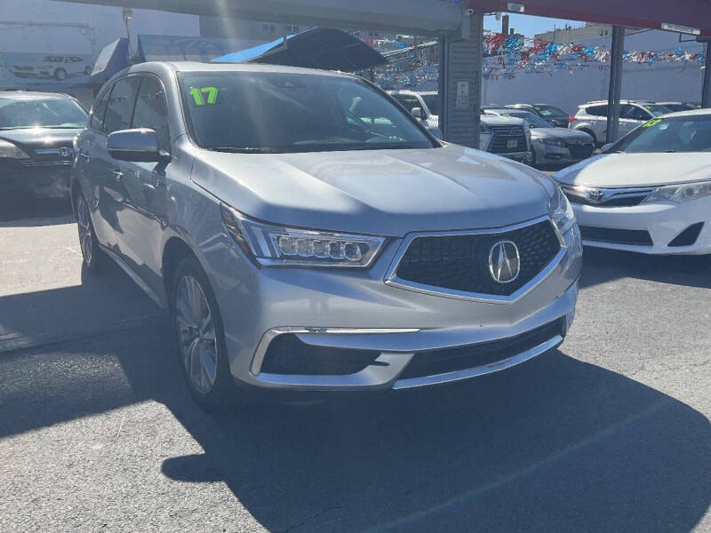 
								Acura MDX SH-AWD 2017 con tecnología full									