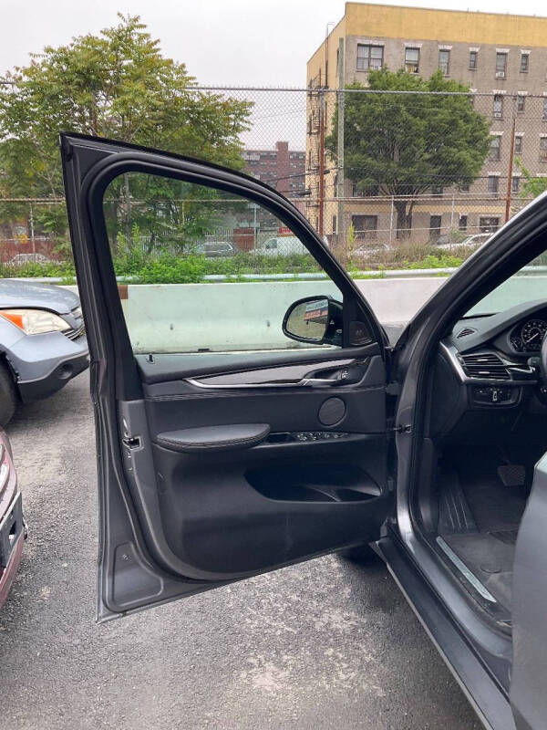 
								BMW X5 xDrive35i 2018 full									