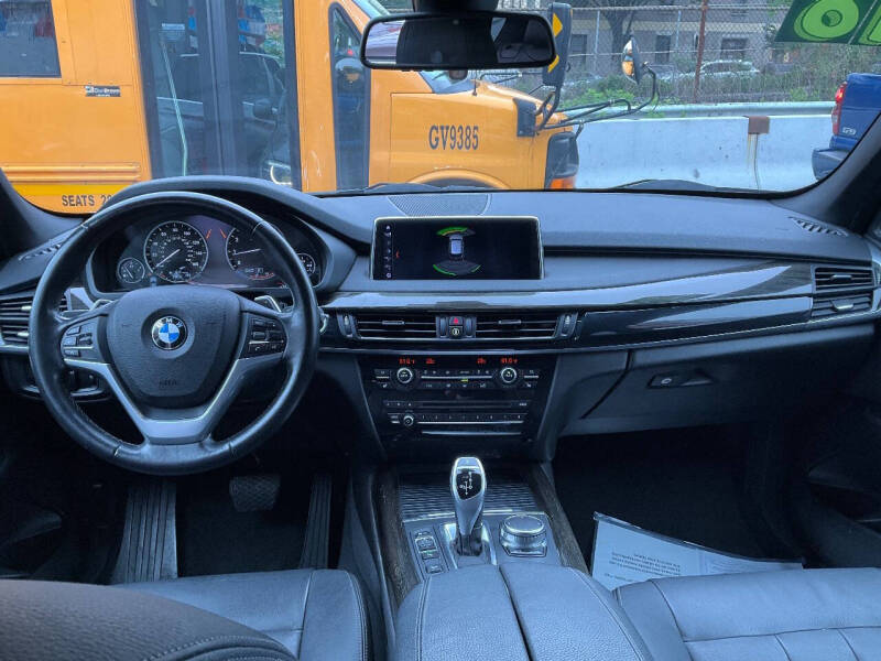 
								BMW X5 xDrive35i 2018 full									