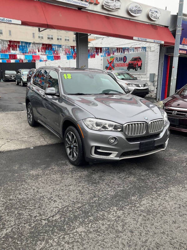 
								BMW X5 xDrive35i 2018 full									