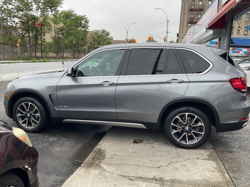 
								BMW X5 xDrive35i 2018 full									