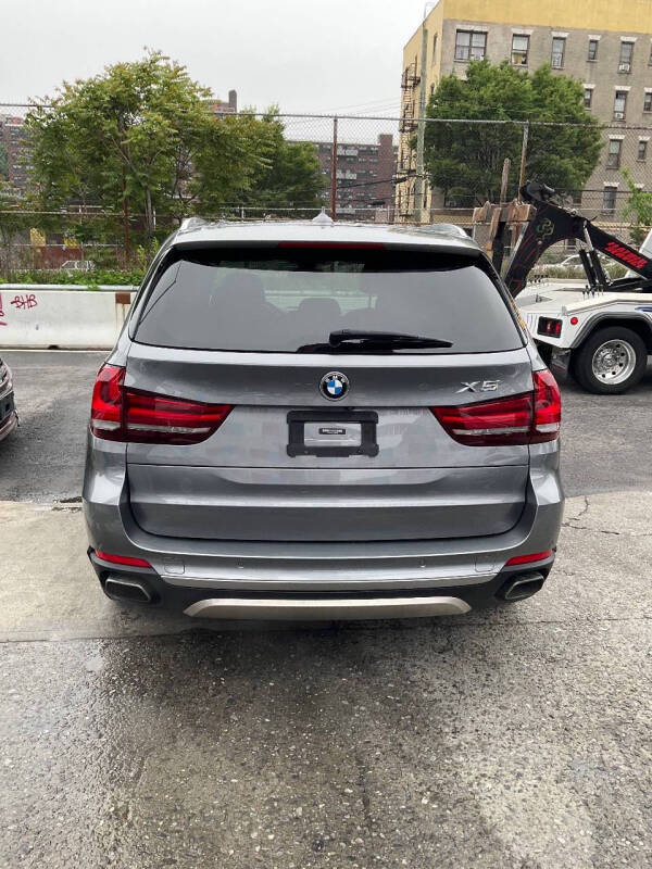 
								BMW X5 xDrive35i 2018 full									