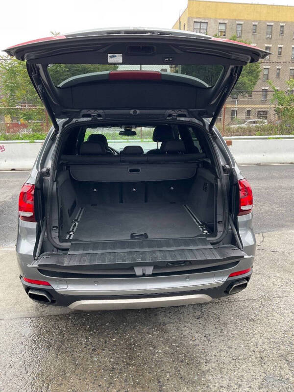 
								BMW X5 xDrive35i 2018 full									