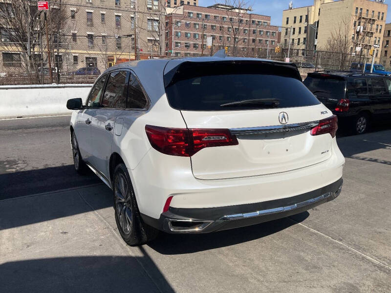 
								2019 Acura MDX SH-AWD w/Tech full									