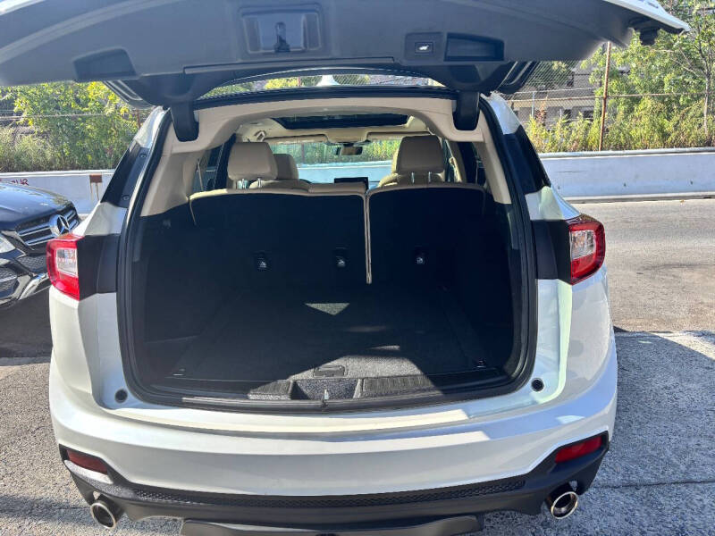 
								2019 Acura RDX SH-AWD full									