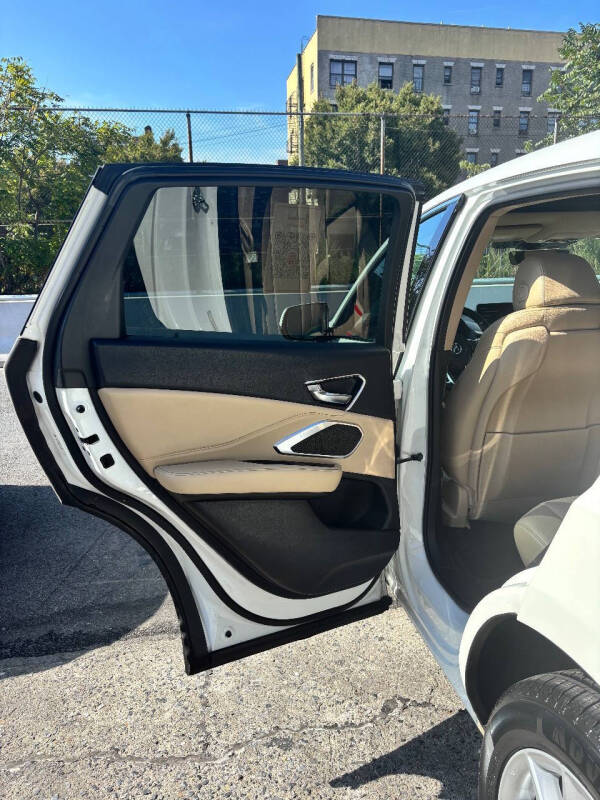 
								2019 Acura RDX SH-AWD full									