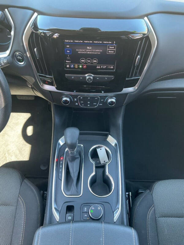 
								Chevrolet Traverse LS 2021 full									