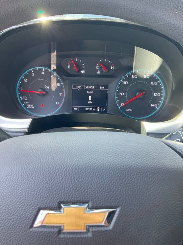 
								Chevrolet Traverse LS 2021 full									