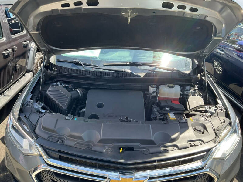 
								Chevrolet Traverse LS 2021 full									