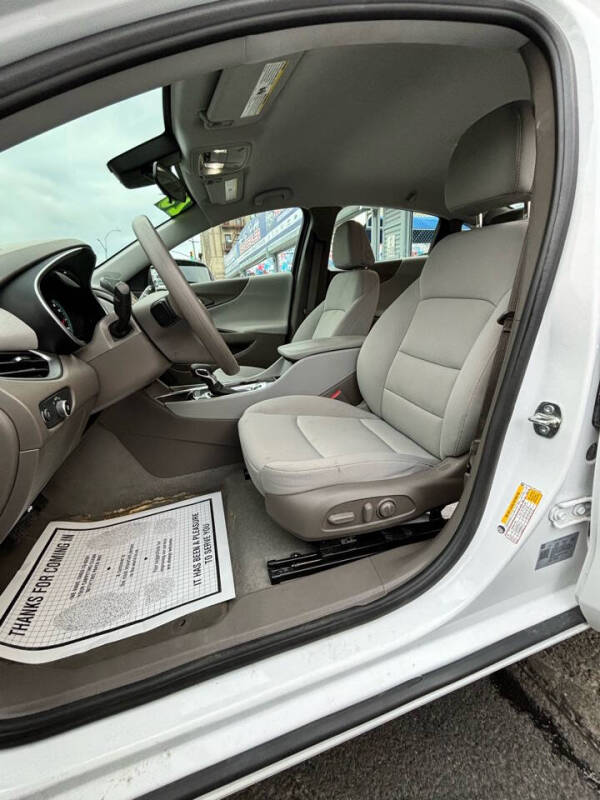 
								Chevrolet Malibú LT 2023 full									