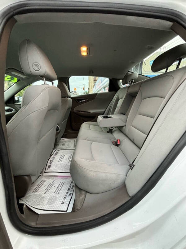 
								Chevrolet Malibú LT 2023 full									