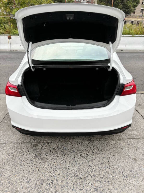 
								Chevrolet Malibú LT 2023 full									