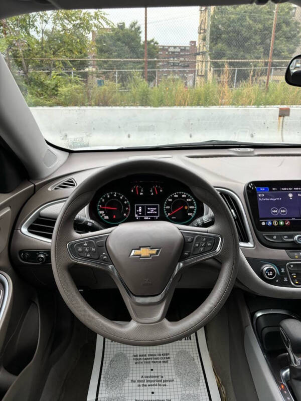 
								Chevrolet Malibú LT 2023 full									