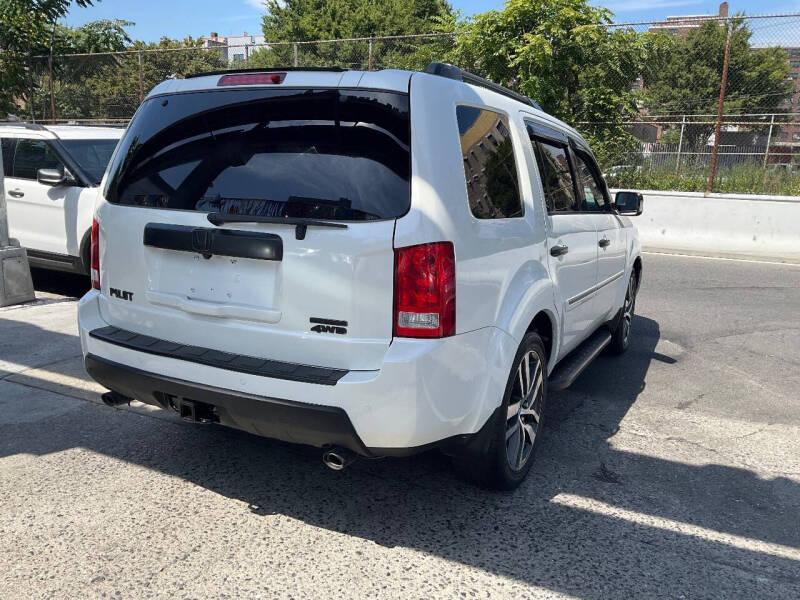 
								2011 Honda Pilot Touring full									