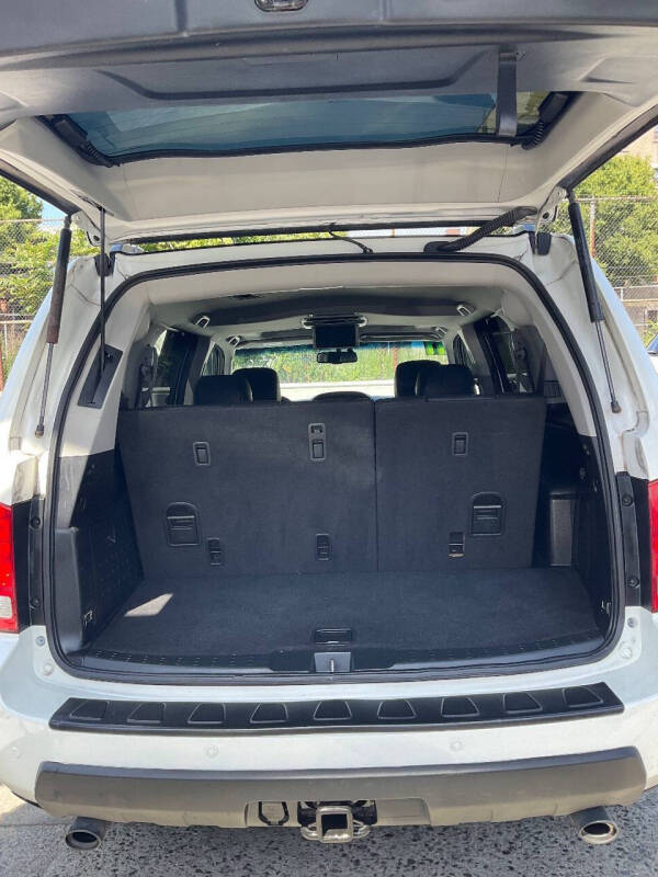 
								2011 Honda Pilot Touring full									