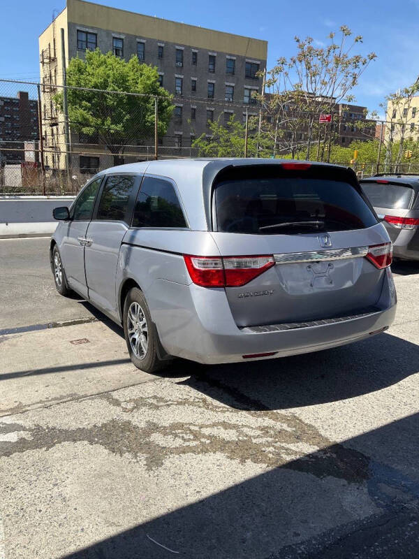 
								2013 Honda Odyssey EX full									