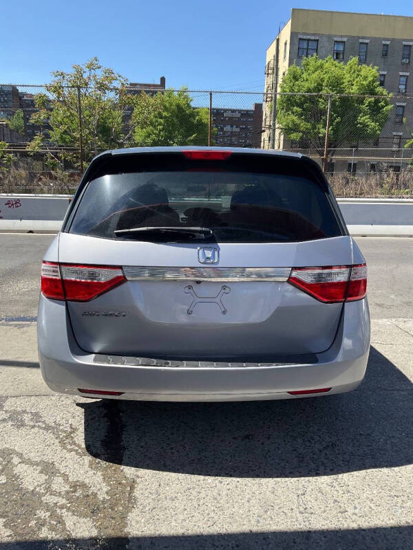 
								2013 Honda Odyssey EX full									