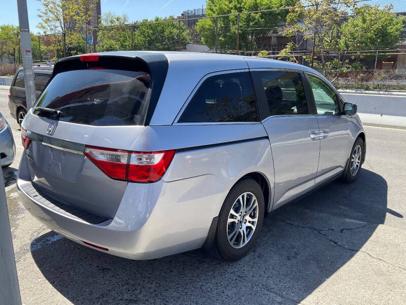 
								2013 Honda Odyssey EX full									