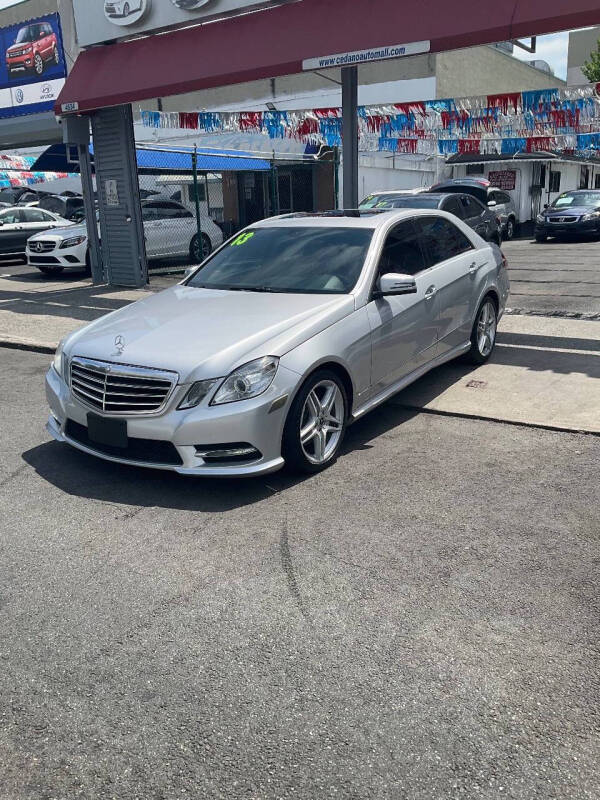 
								2013 Mercedes-Benz E-Class E 350 Luxury 4MATIC full									