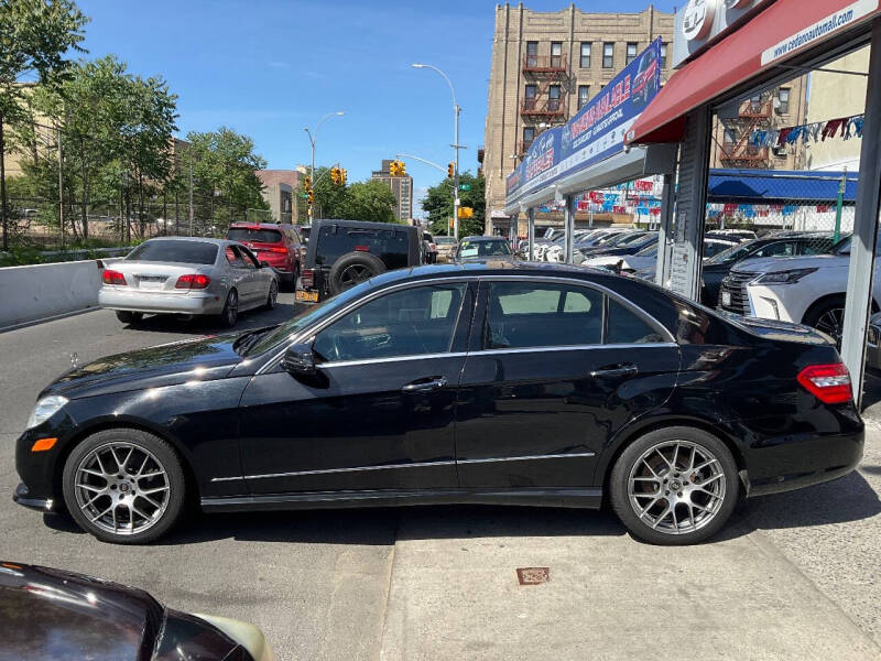 
								2013 Mercedes-Benz E-Class E 350 Luxury 4MATIC full									