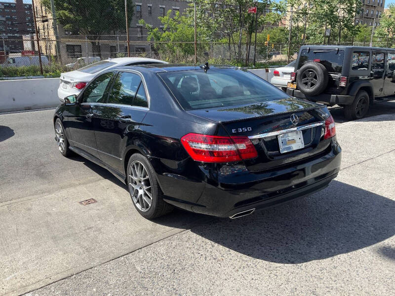 
								2013 Mercedes-Benz E-Class E 350 Luxury 4MATIC full									