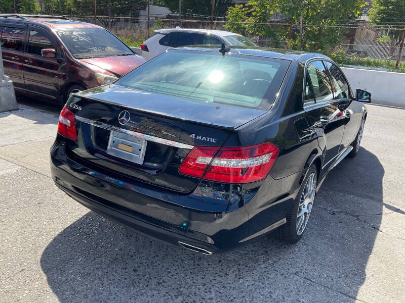 
								2013 Mercedes-Benz E-Class E 350 Luxury 4MATIC full									