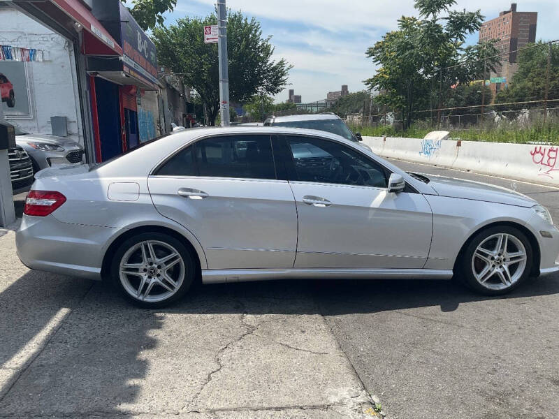 
								2013 Mercedes-Benz E-Class E 350 Luxury 4MATIC full									