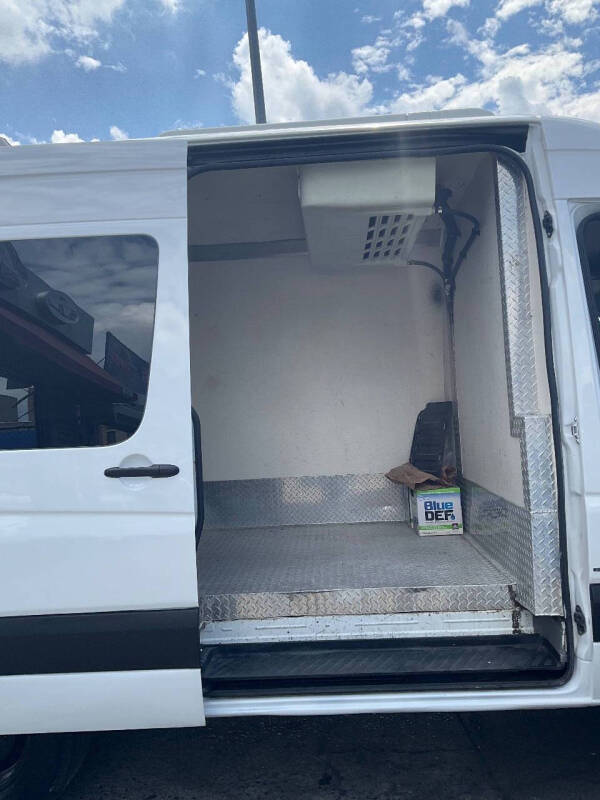 
								2015 Mercedes-Benz Sprinter full									