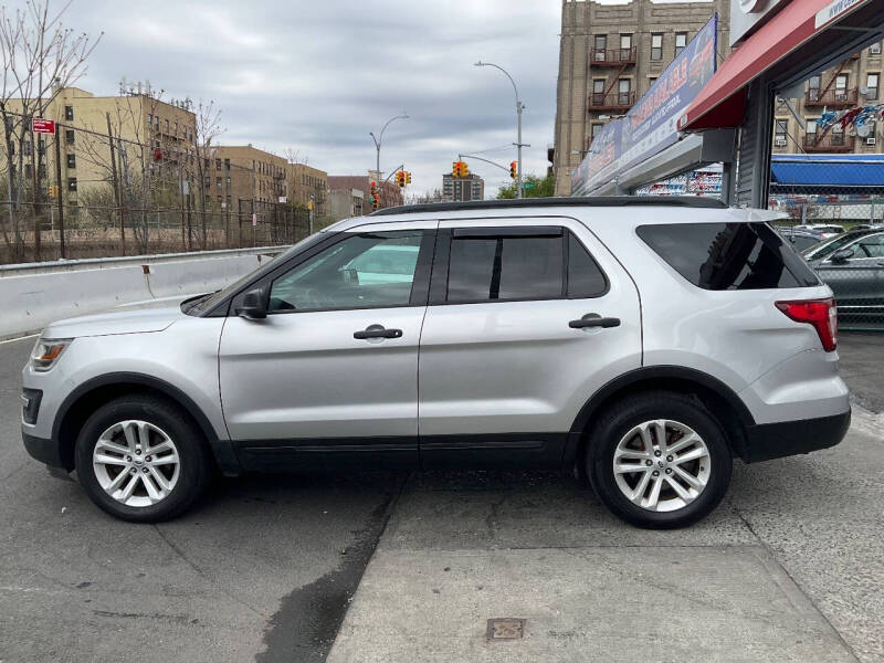 
								2016 Ford Explorer full									