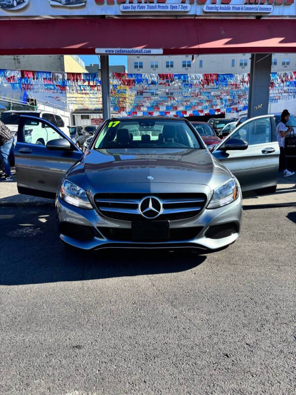 
								2017 Mercedes-Benz C-Class C 300 Luxury 4MATIC full									