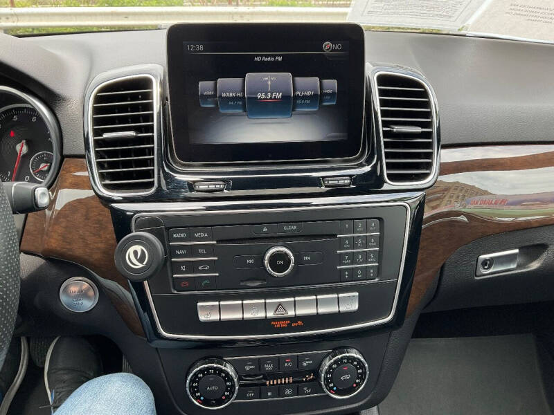 
								2017 Mercedes-Benz GLE GLE 350 4MATIC full									