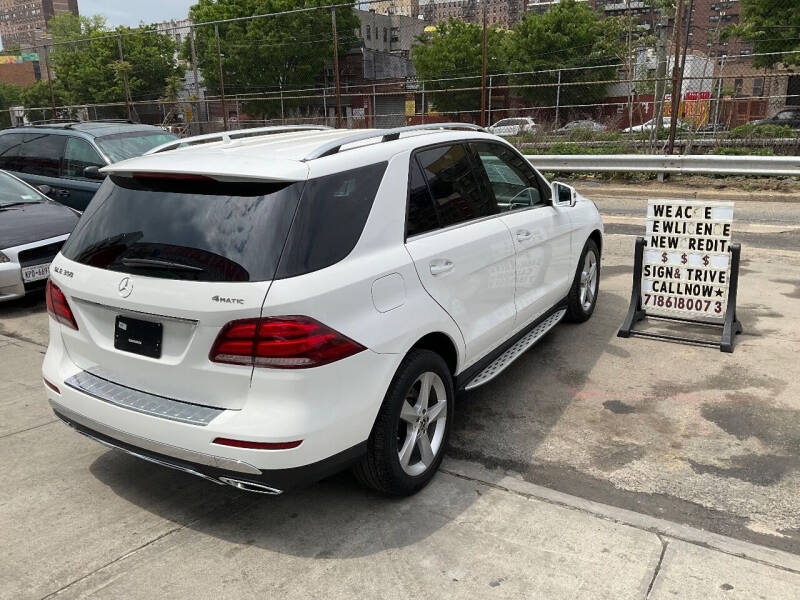 
								2017 Mercedes-Benz GLE GLE 350 4MATIC full									