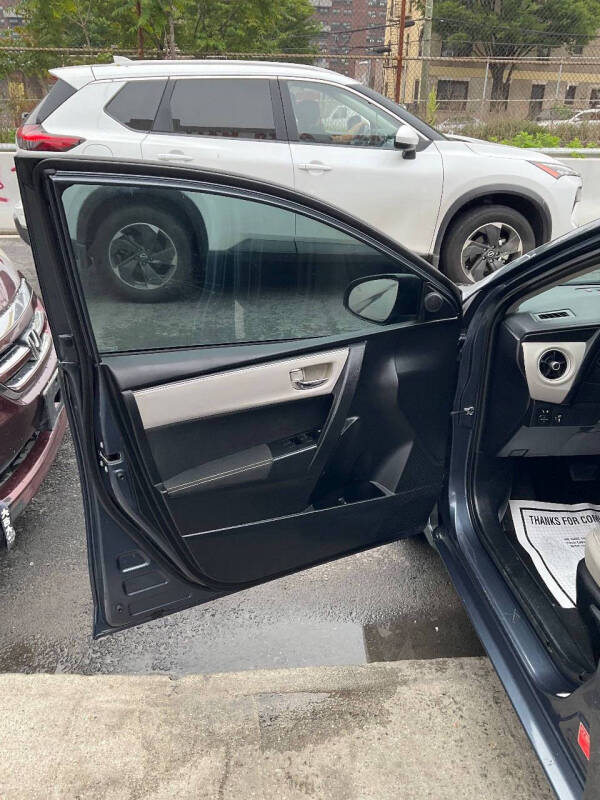 
								2017 Toyota Corolla L full									