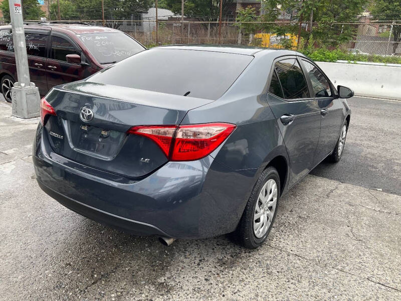 
								2017 Toyota Corolla L full									