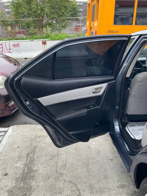 
								2017 Toyota Corolla L full									