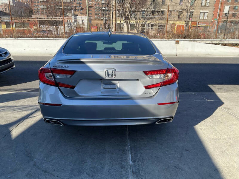 
								2018 Honda Accord Sports full									