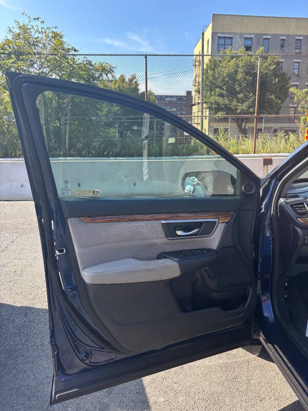 
								2018 Honda CR-V EX full									