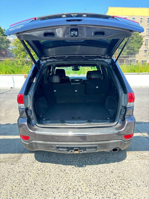 
								2018 Jeep Grand Cherokee Limited full									