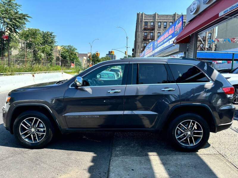 
								2018 Jeep Grand Cherokee Limited full									