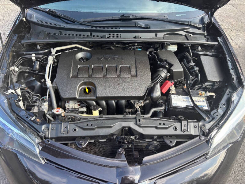 
								2018 Toyota Corolla L full									