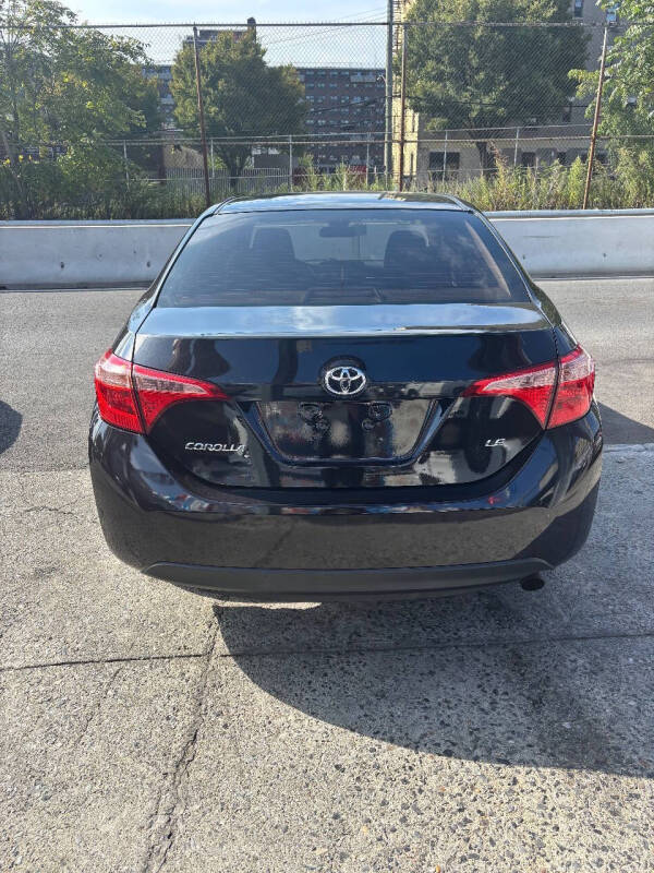 
								2018 Toyota Corolla L full									