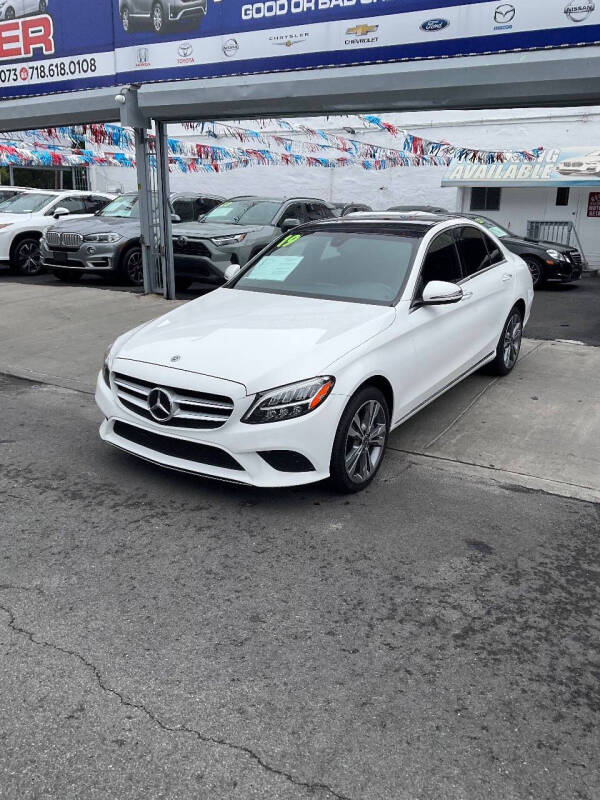 
								2019 Mercedes-Benz C-Class C 300 4MATIC full									