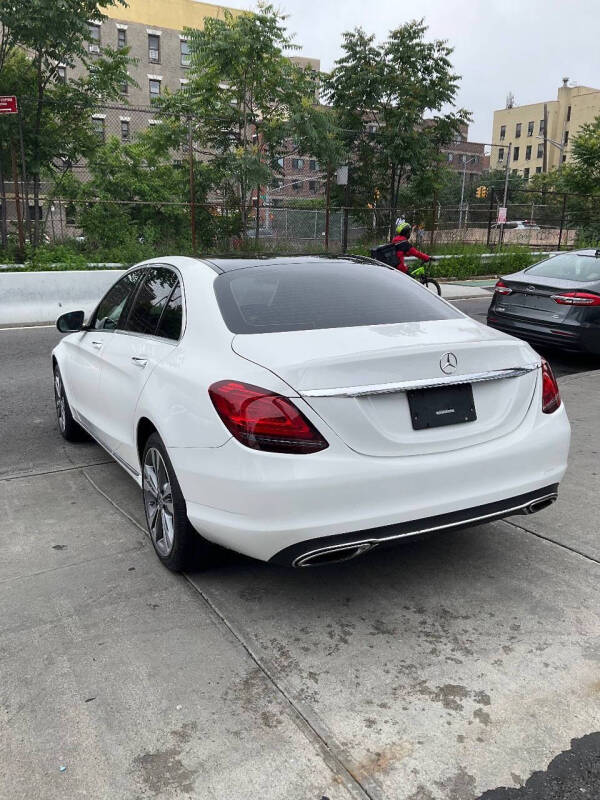 
								2019 Mercedes-Benz C-Class C 300 4MATIC full									