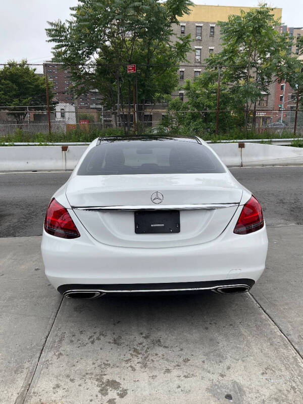 
								2019 Mercedes-Benz C-Class C 300 4MATIC full									