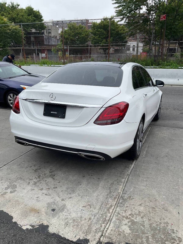 
								2019 Mercedes-Benz C-Class C 300 4MATIC full									