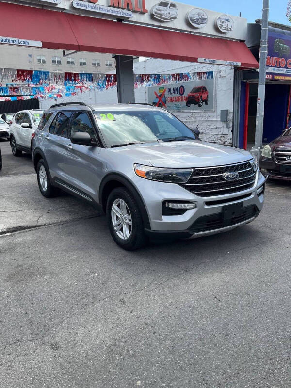 
								2020 Ford Explorer XLT full									