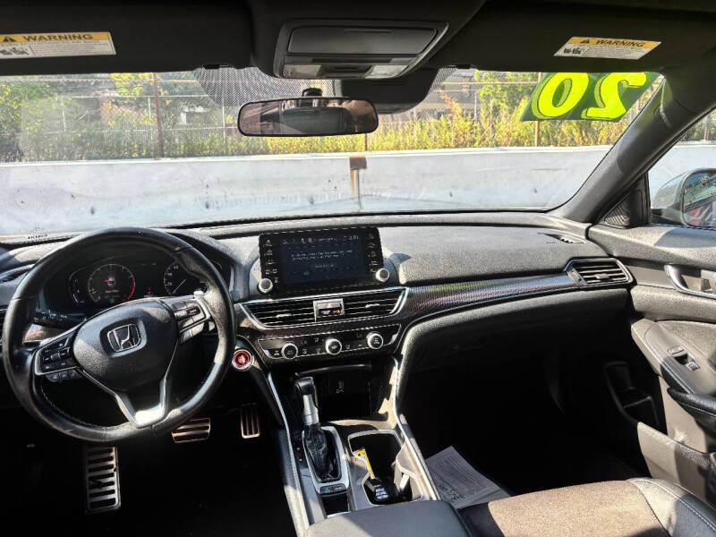 
								2020 Honda Accord Sport full									