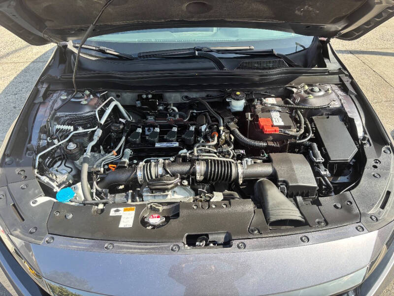 
								2020 Honda Accord Sport full									